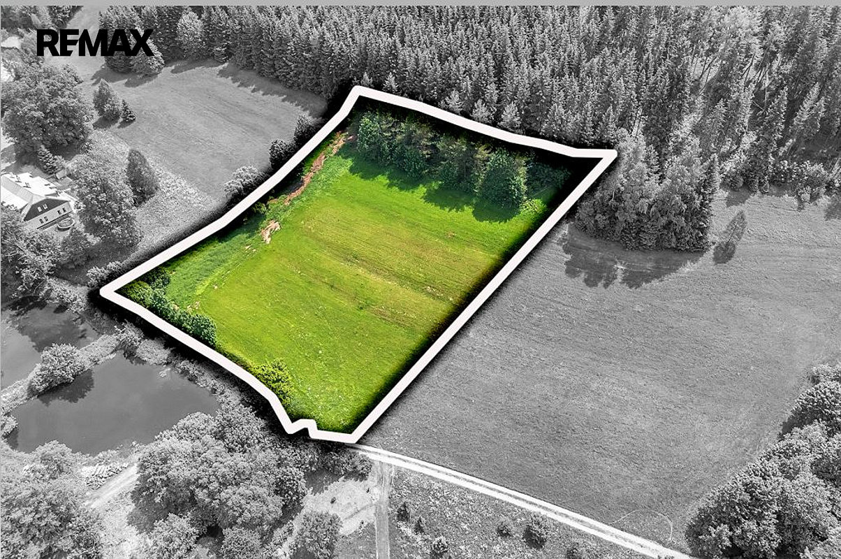 Prodej stavebního pozemku 7 993 m² – fotografie 2