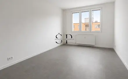 Prodej bytu 2+1 62 m², Slavíčkova, Sokolov