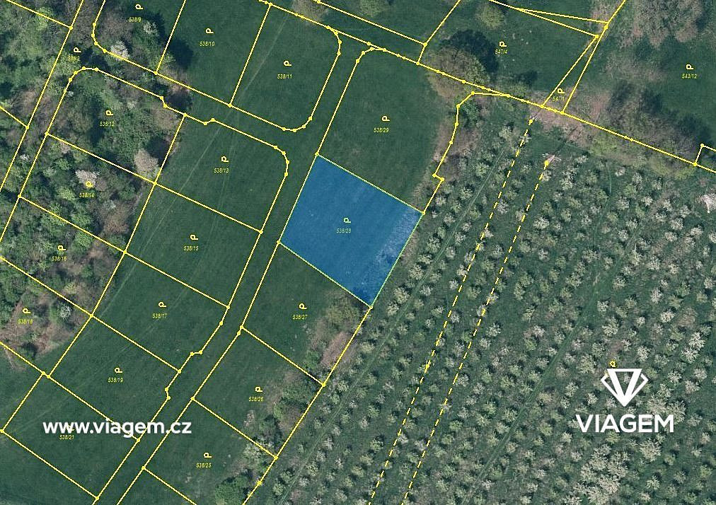 Stavební - bydlení 1 857 m² – pohled 3