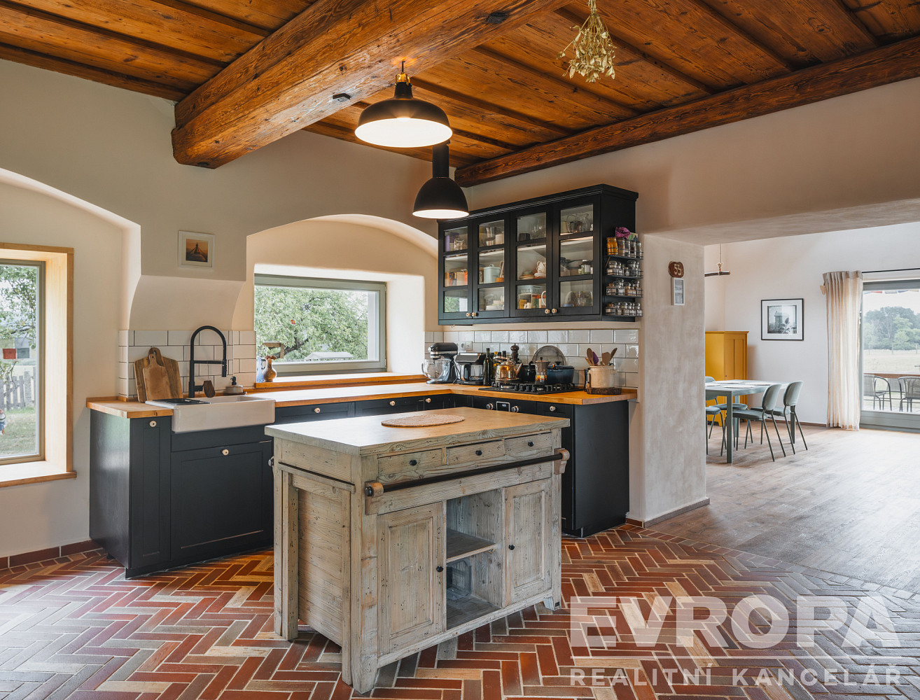 Prodej domu 180 m² s pozemkem 5 028 m² – fotografie 2