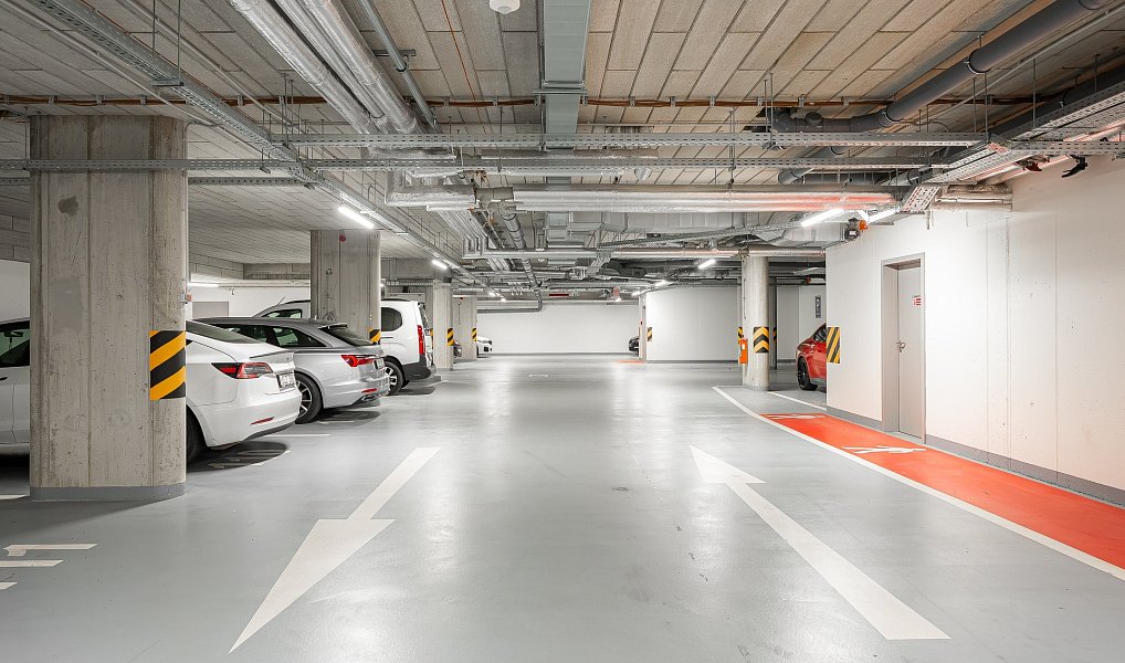 Pronájem bytu 4+kk 120 m², Praha – náhled fotky 24