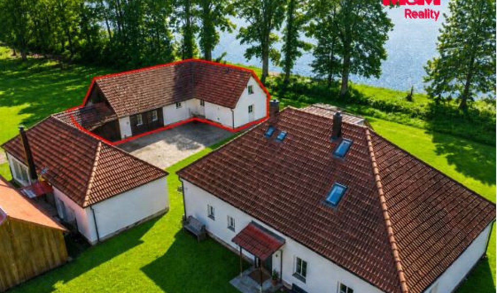 Prodej domu 135 m² s pozemkem 2 628 m², Jílovice – náhled fotky 2