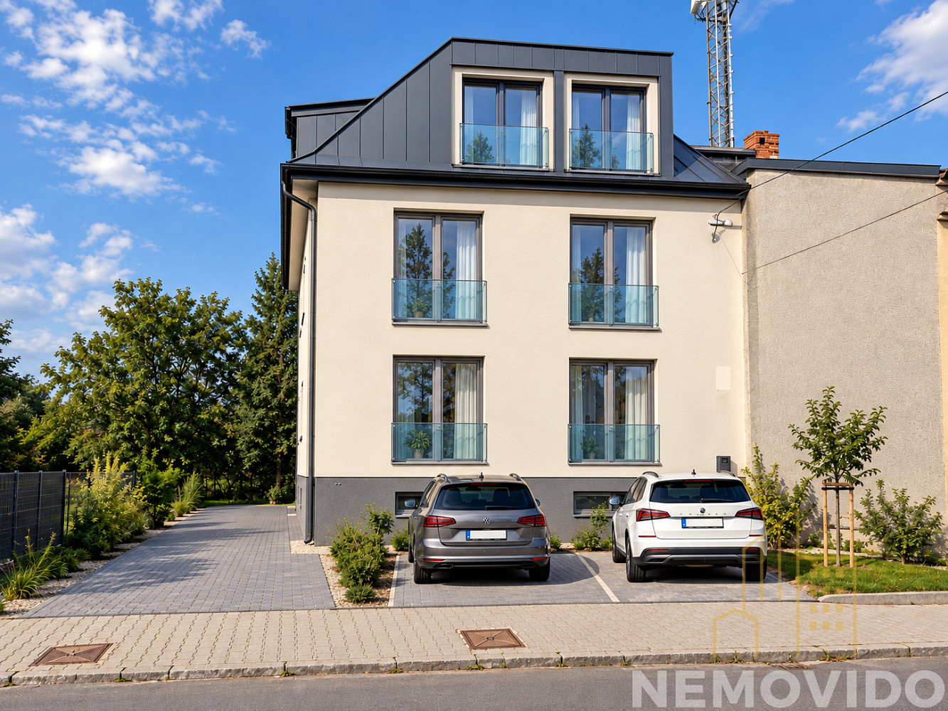 Prodej domu 243 m² s pozemkem 289 m²