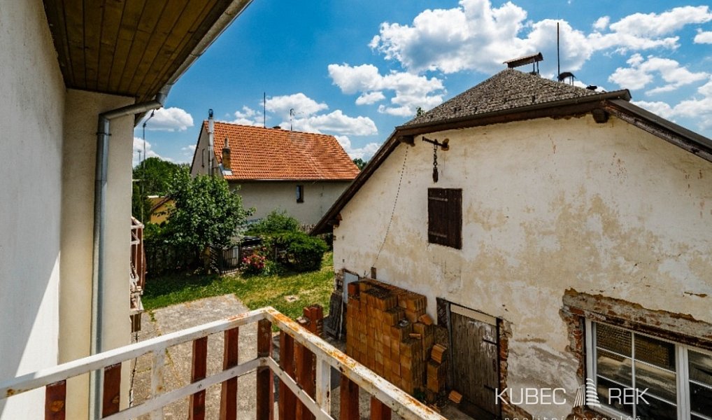 Prodej domu 330 m² s pozemkem 1 002 m², Tábor – náhled fotky 3