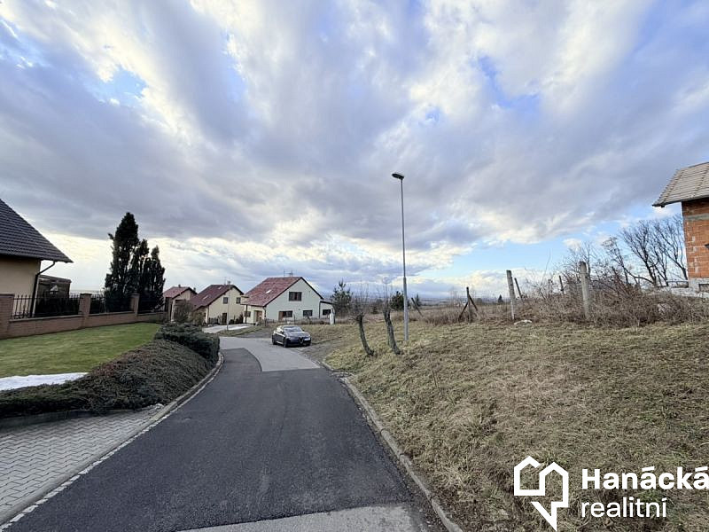 Prodej stavebního pozemku 1 160 m²