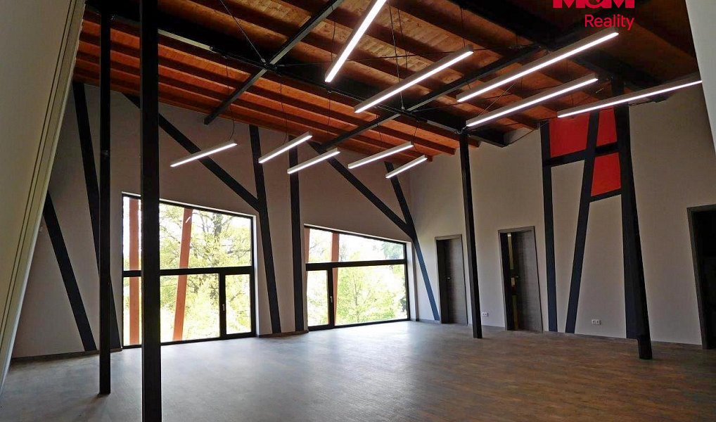 Prodej restaurace 1 076 m², Okrouhlo – náhled fotky 10