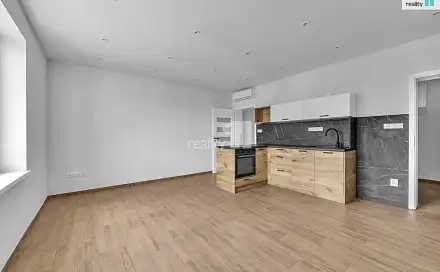 Pronájem bytu 2+kk 43 m²