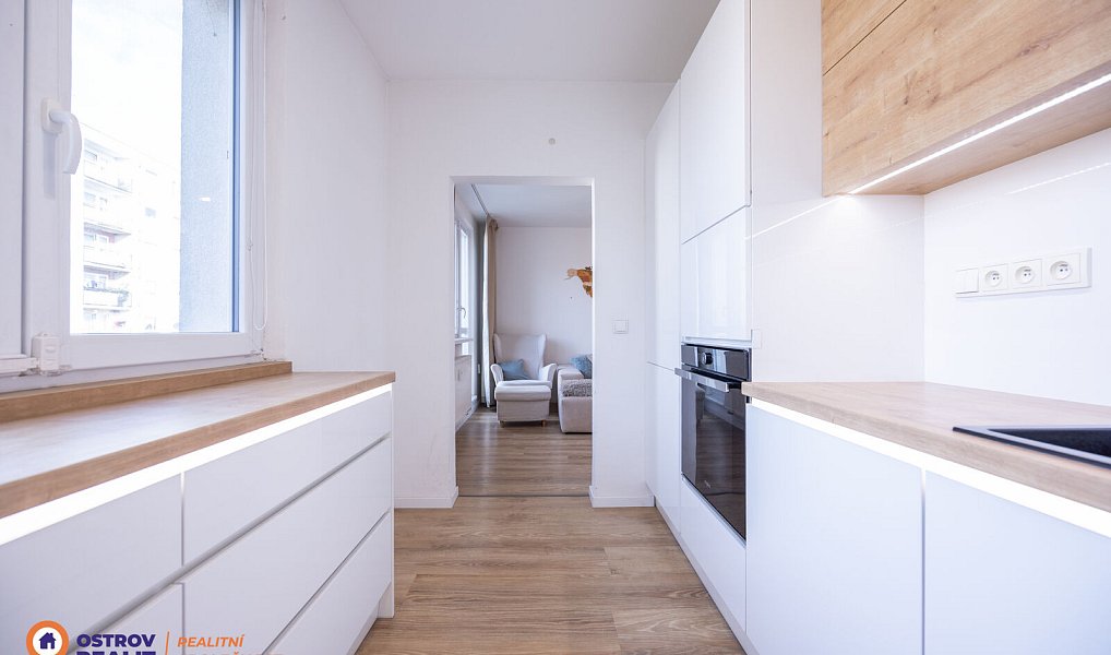 Prodej bytu 3+1 72 m², Litovel – náhled fotky 9