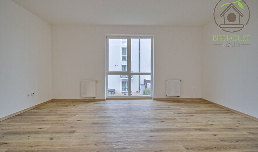 Pronájem bytu 2+kk 69 m², Jesenice – náhled fotky 10