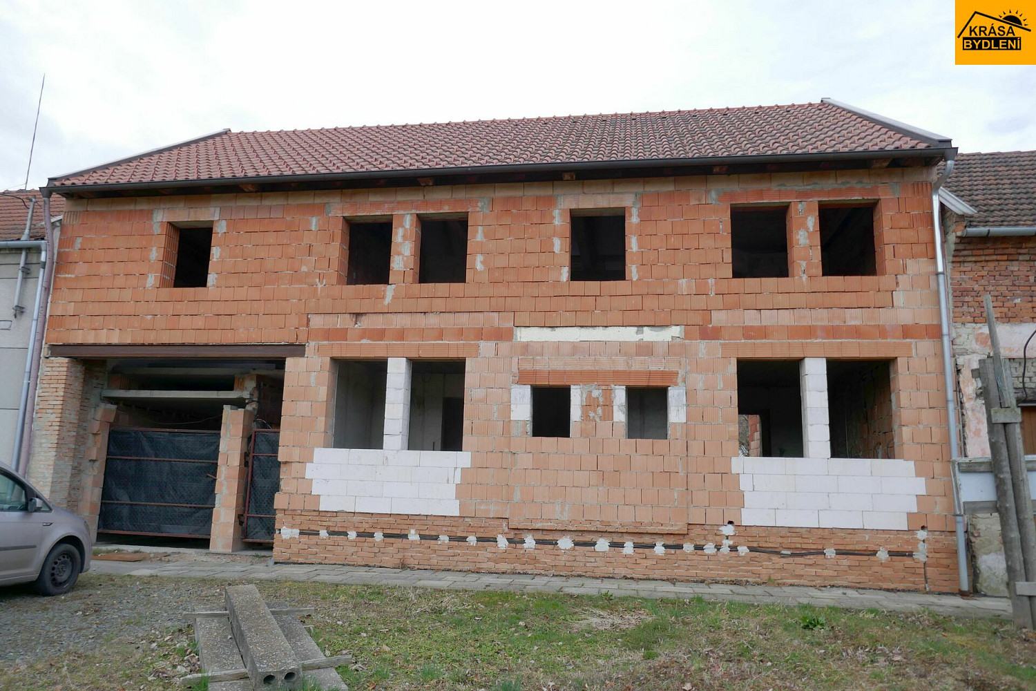 Prodej domu 350 m² s pozemkem 1 252 m² — photo 2
