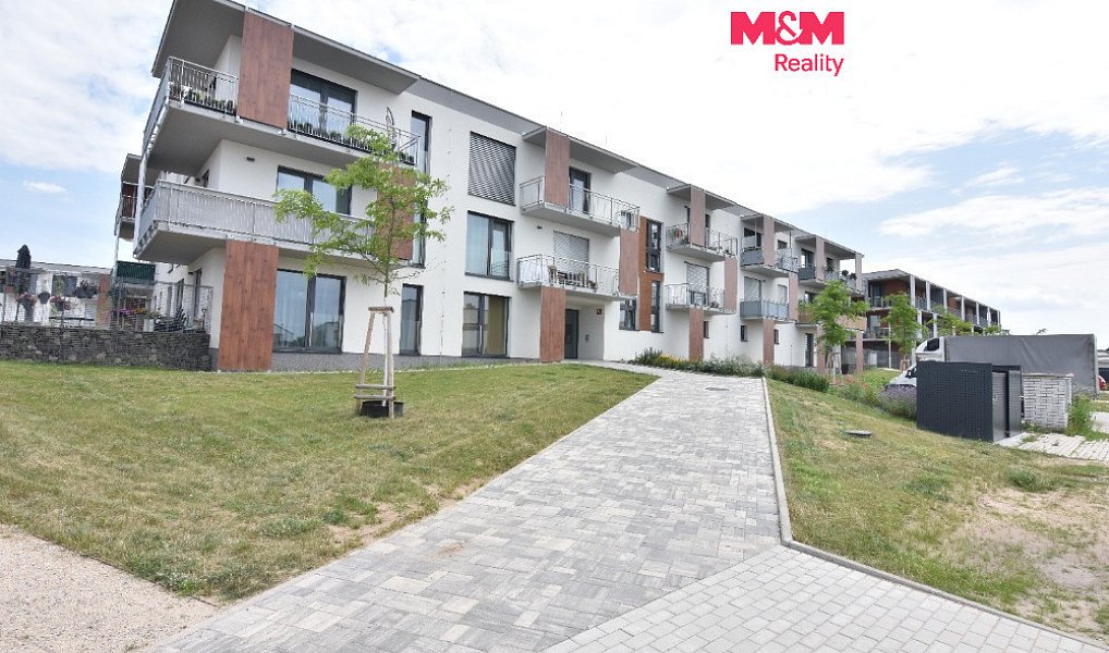 Pronájem garážového stání, 9 m2, Brandýs n/L-Stará Boleslav, Brandýs nad Labem-Stará Boleslav – fotka 1 z 5