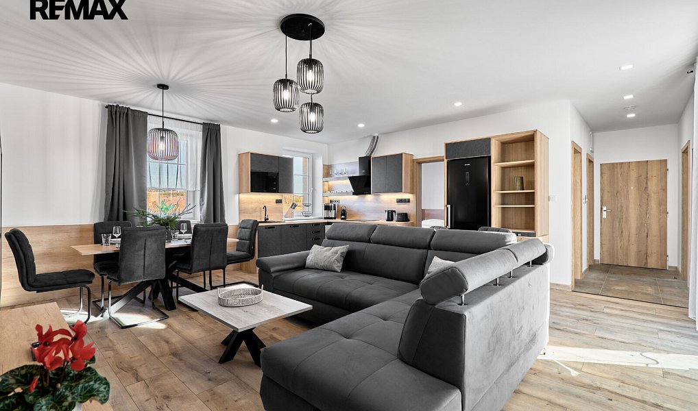 Prodej bytu 4+kk 85 m², Kovářská – fotka 1 z 53