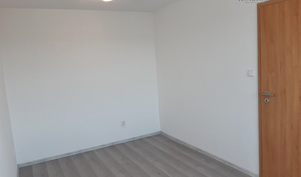 Prodej bytu 2+kk 33 m², Milovice – náhled fotky 10