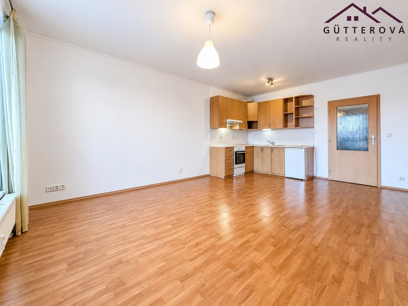 Pronájem bytu 1+kk 32 m²
