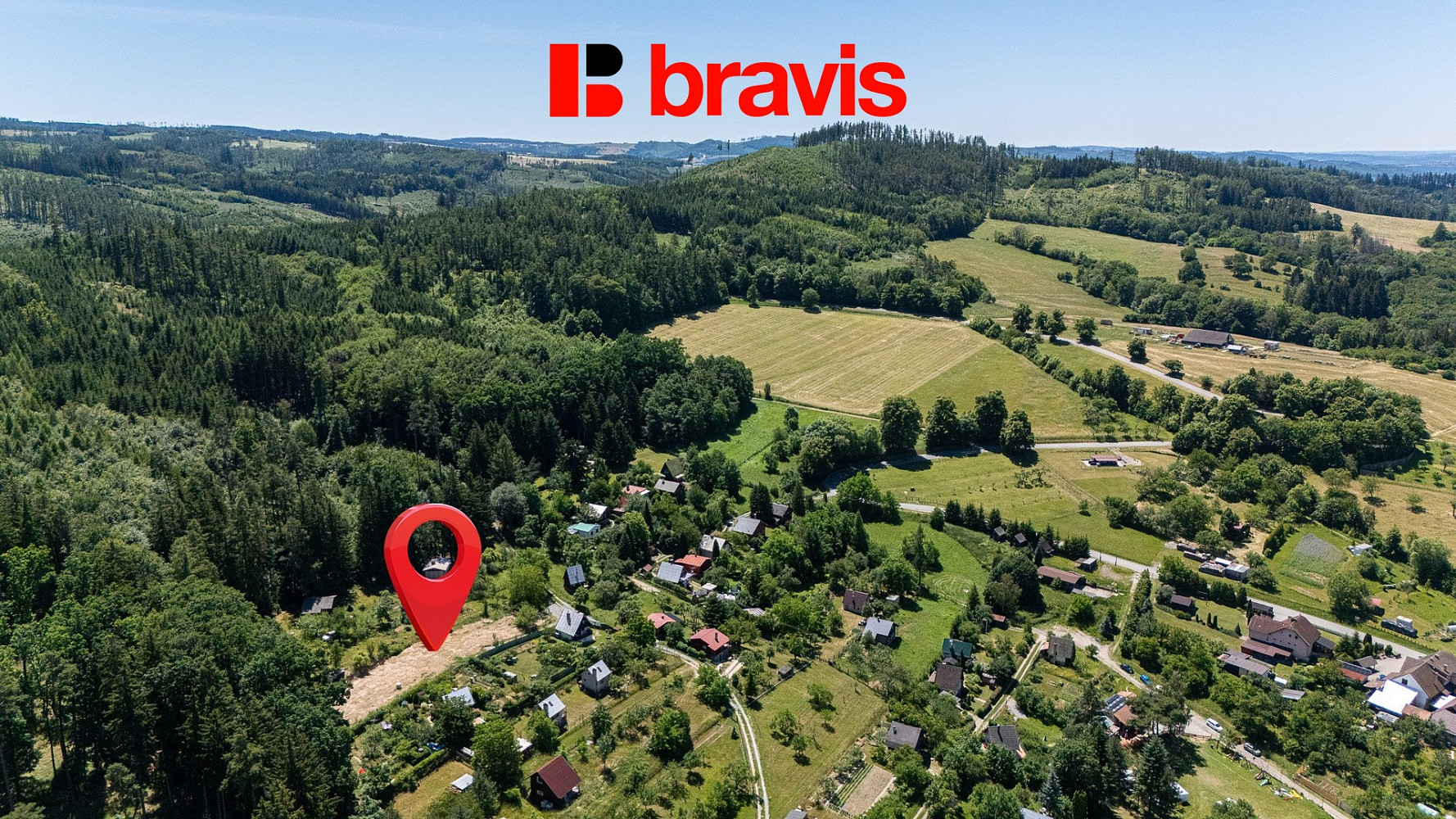 Prodej stavebního pozemku 1 762 m²
