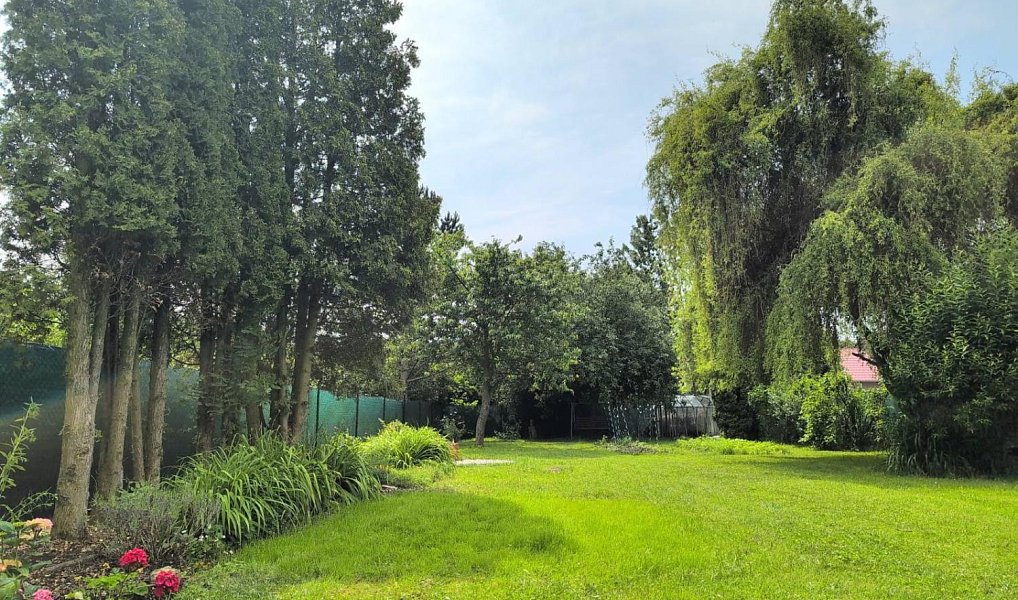 Prodej zahrady 835 m², Kralupy nad Vltavou – náhled fotky 2