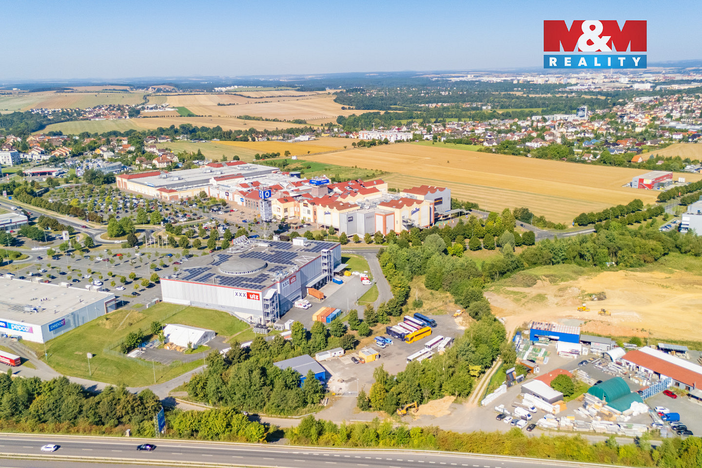 Pronájem komerčního pozemku 500 m² — photo 2