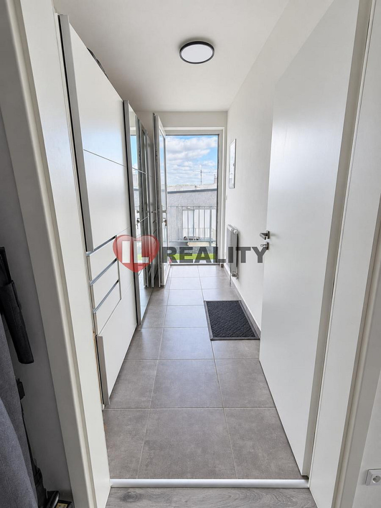 Prodej bytu 2+kk 48 m² – fotografie 4