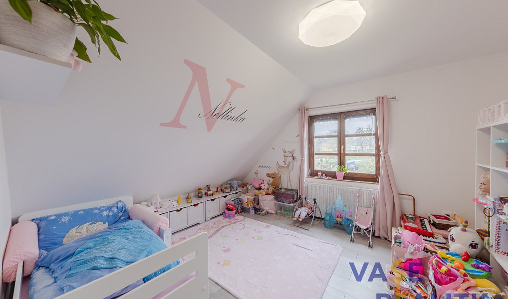 Prodej domu 200 m² s pozemkem 525 m², Jeseník nad Odrou – náhled fotky 17