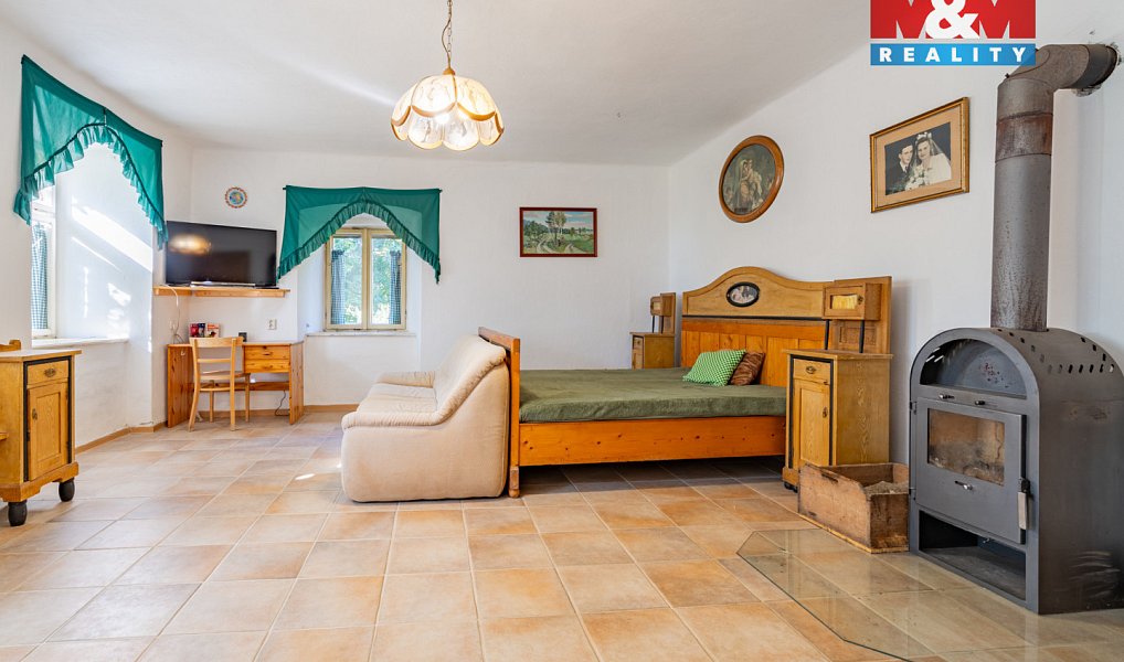 Prodej domu 245 m² s pozemkem 13 625 m², Žirovnice – náhled fotky 4