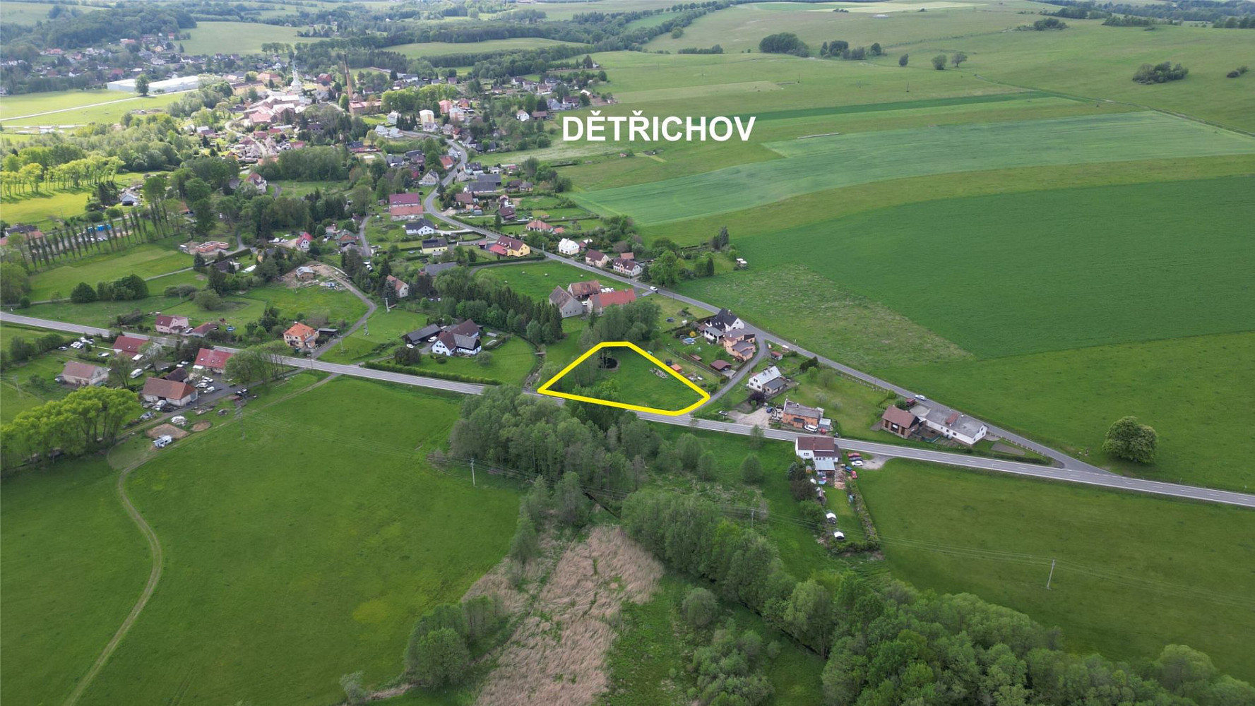 Prodej stavebního pozemku 3 500 m² — photo 2