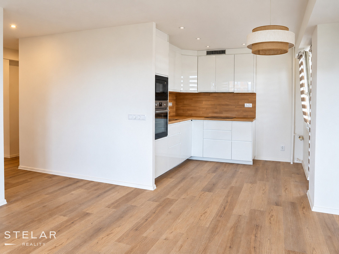 Pronájem bytu 3+1 59 m² – fotografie 2