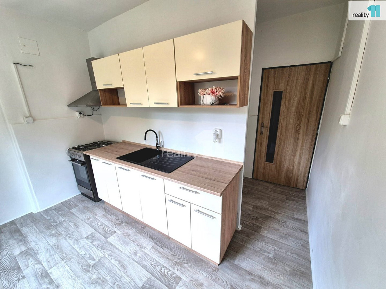 Prodej bytu 2+1 51 m² — photo 2