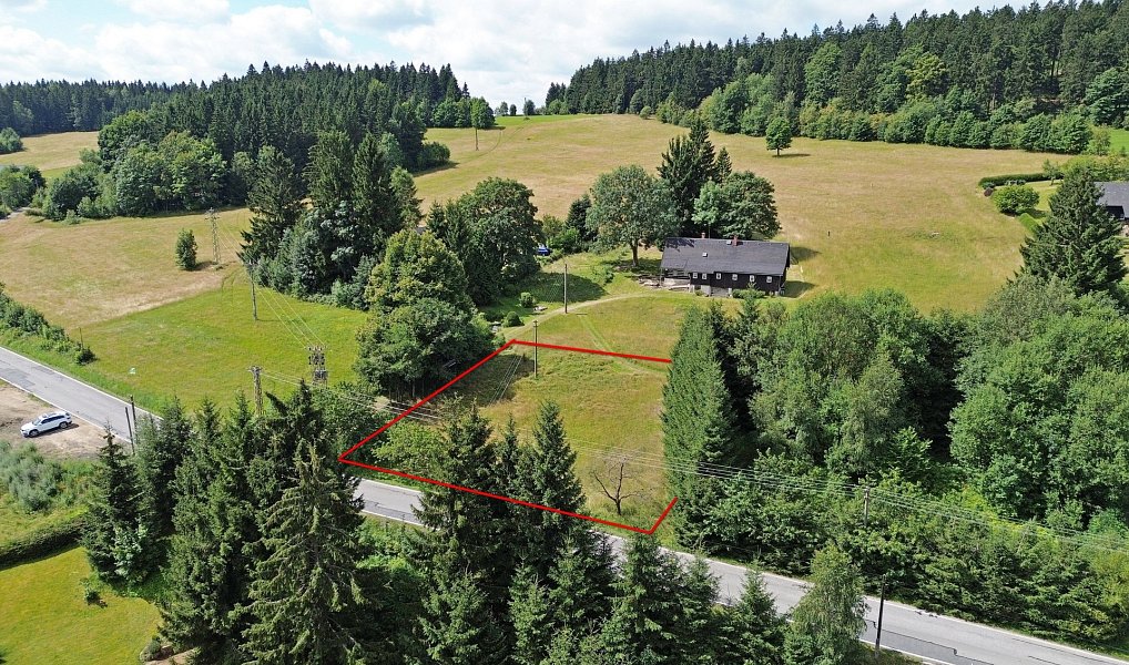 Prodej stavebního pozemku 880 m², Pěnčín – náhled fotky 3