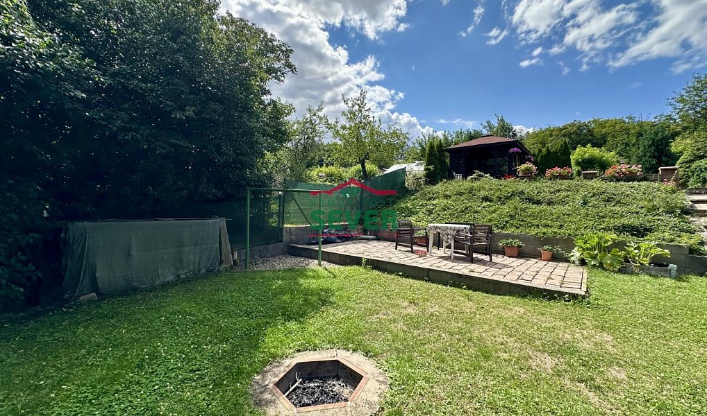 Prodej zahrady 930 m², Postoloprty – náhled fotky 11