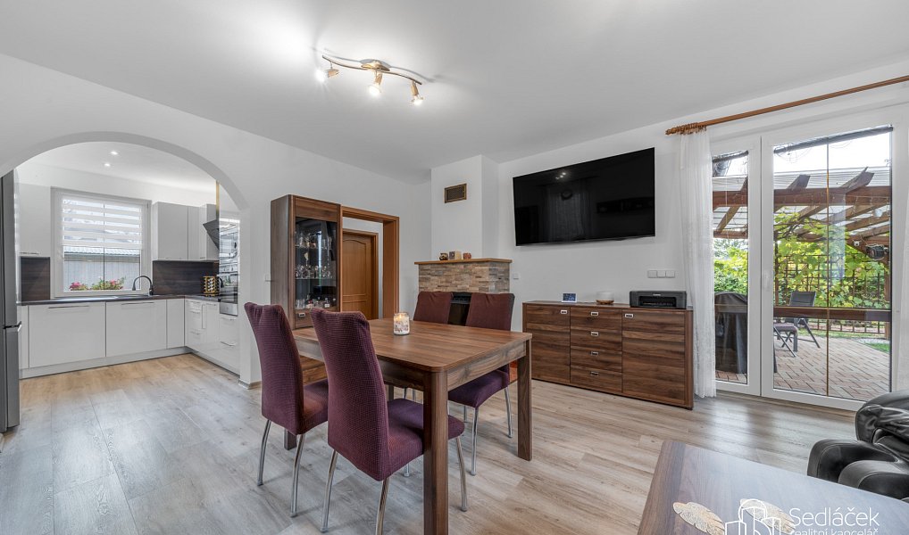 Prodej domu 100 m² s pozemkem 1 272 m², Nové Sedlo – náhled fotky 12