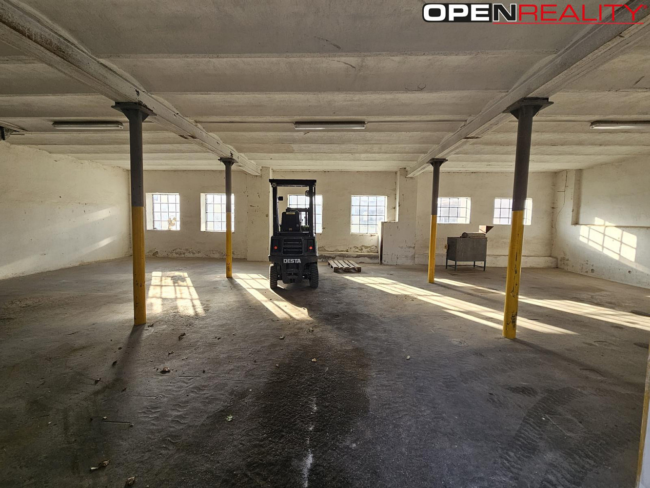 Pronájem, garáž 50 m2, branišovice — photo 2