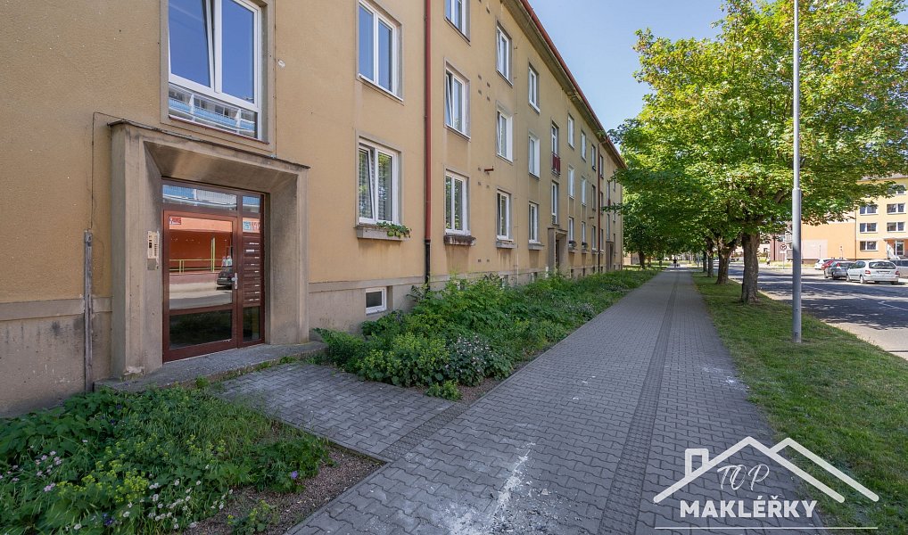 Prodej bytu 2+1 60 m², Štětí – fotka 1 z 15