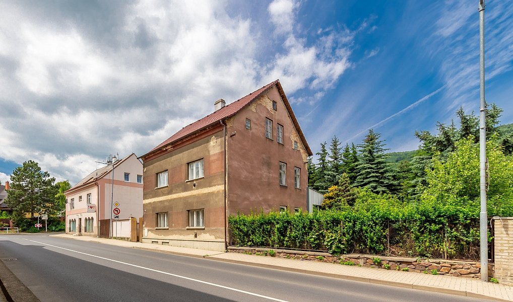Prodej domu 240 m² s pozemkem 623 m², Krupka – náhled fotky 30