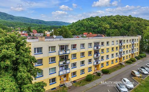 Prodej bytu 4+1 63 m², Metodějova, Chlumec, okres Ústí nad Labem