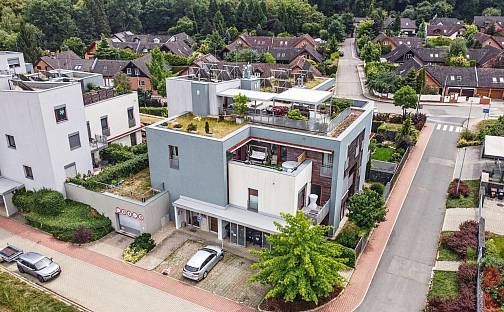 Prodej bytu 4+kk 116 m², V bytovkách, Praha 10 - Uhříněves