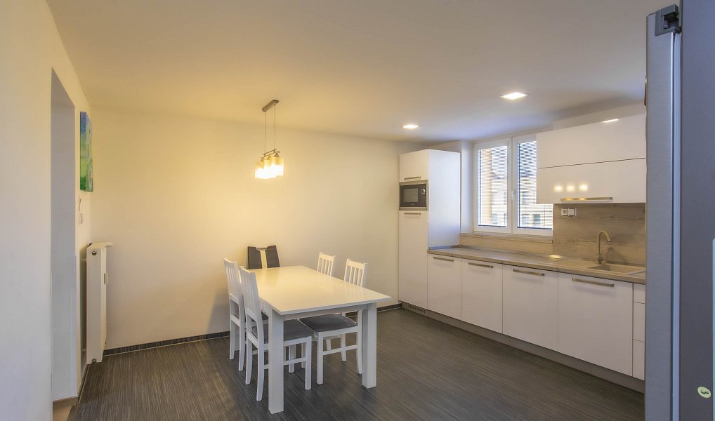 Prodej bytu 3+1 138 m², Pardubice – náhled fotky 4
