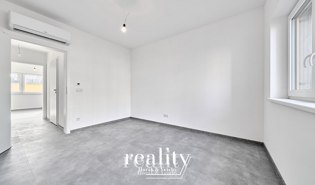 Pronájem bytu 3+kk 80 m², Znojmo – náhled fotky 8
