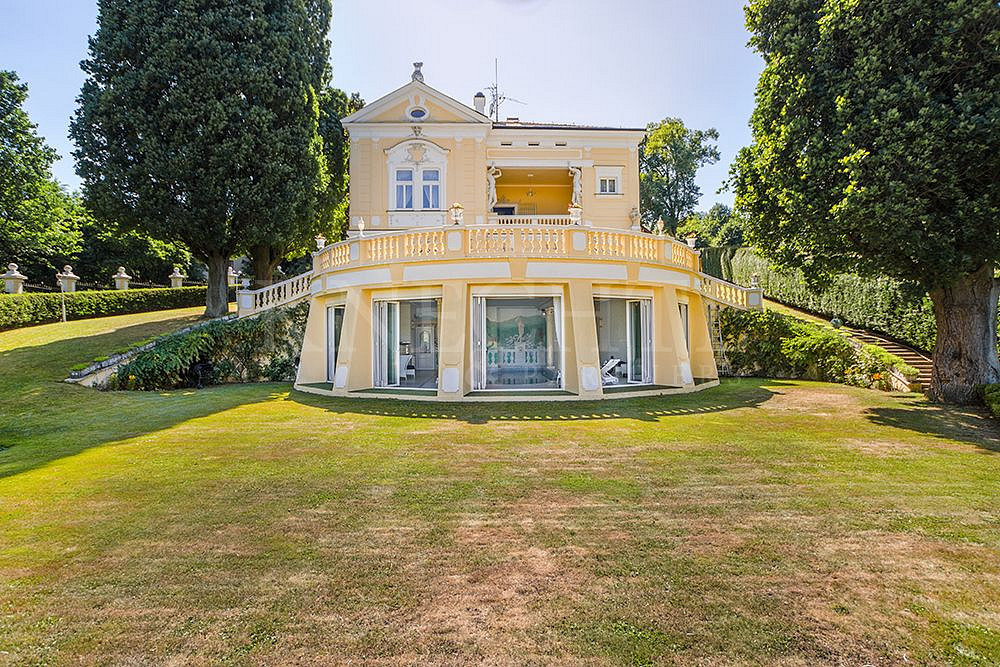Prodej domu 609 m² s pozemkem 6 235 m² – fotografie 2