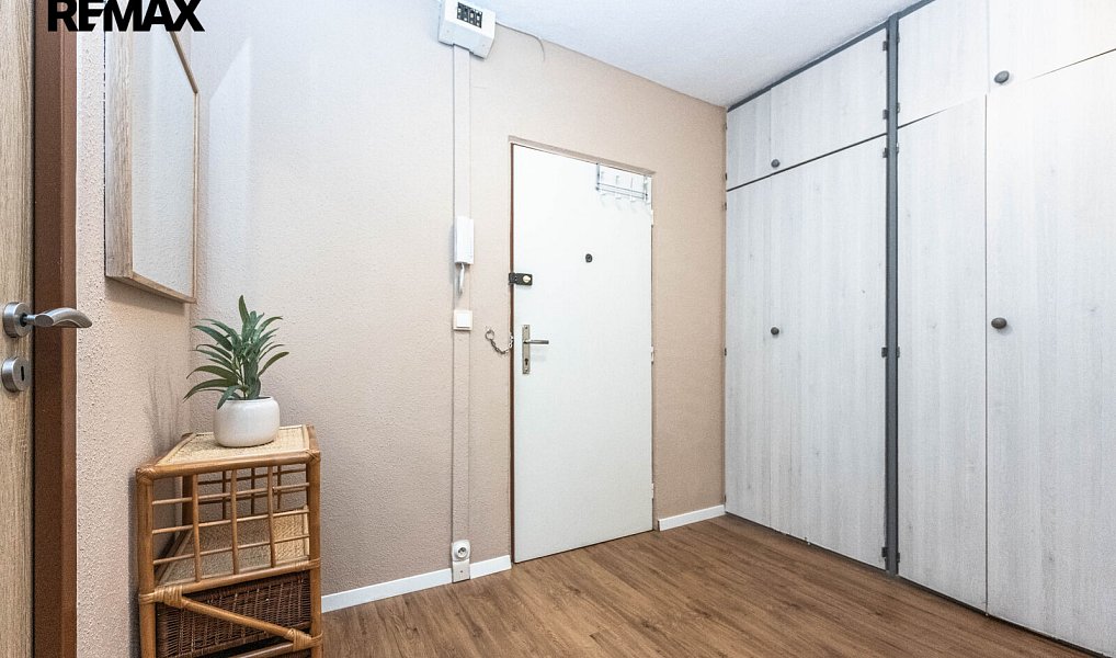 Prodej bytu 2+kk 41 m², Praha – náhled fotky 4