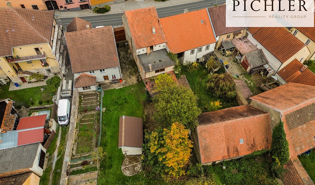Prodej domu 292 m² s pozemkem 313 m², Kasejovice – náhled fotky 34