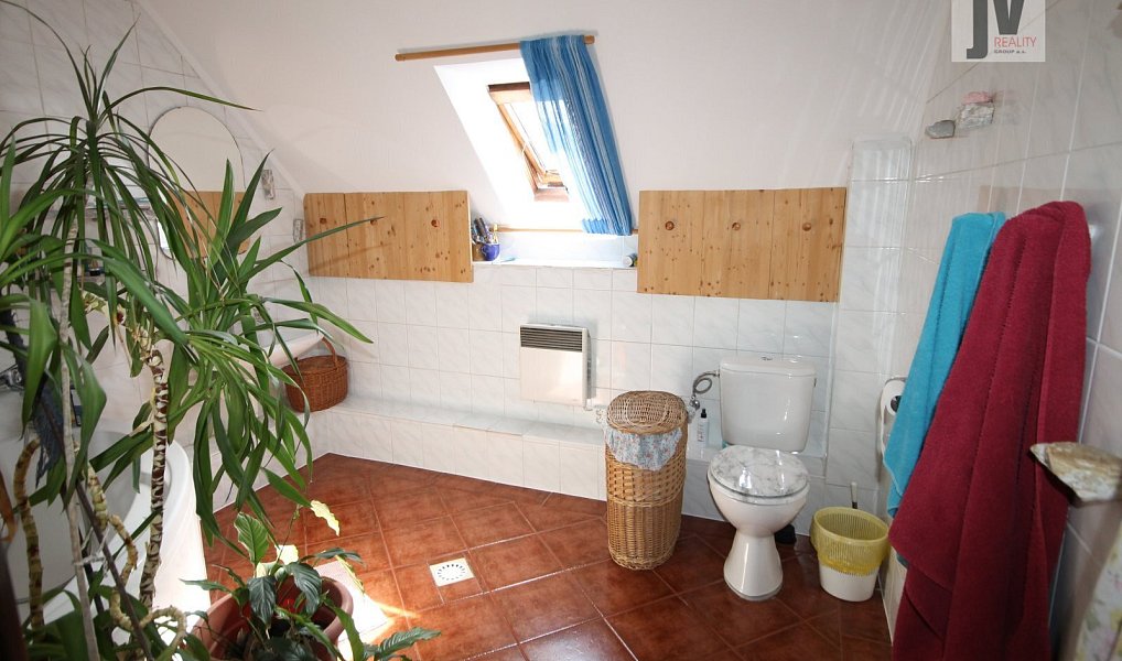 Prodej domu 168 m² s pozemkem 435 m², Rohatec – náhled fotky 18