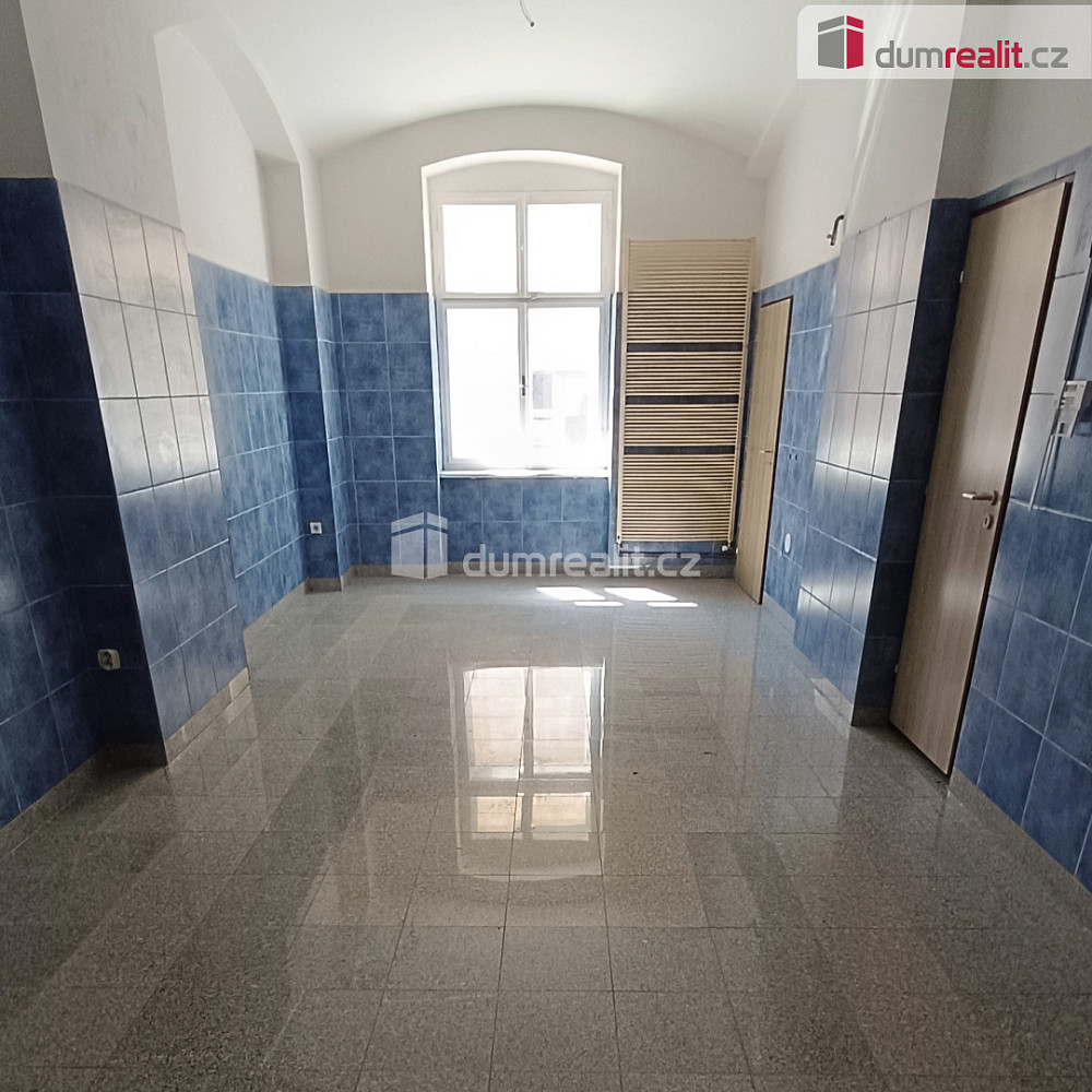 Pronájem kanceláře 71 m² — photo 4