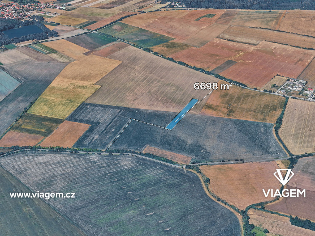 Prodej pole 5 925 m²