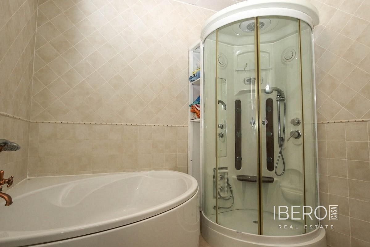 Prodej domu 218 m² s pozemkem 218 m² – další