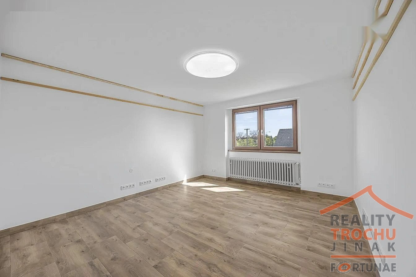 Prodej domu 160 m² s pozemkem 160 m² – fotografie 3