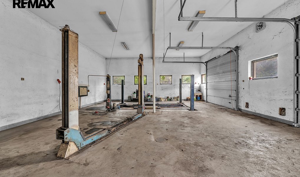 Prodej domu 265 m² s pozemkem 1 117 m², Církvice – náhled fotky 22