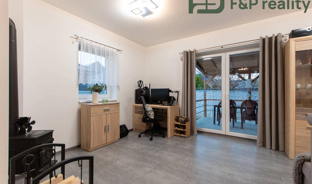 Prodej domu 100 m² s pozemkem 243 m², Všechlapy – náhled fotky 12