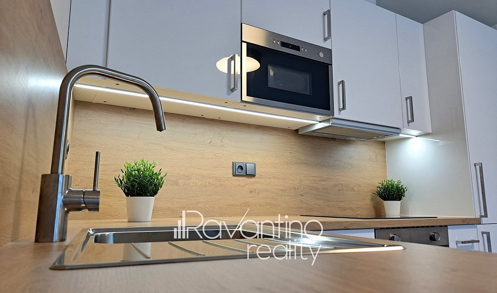 Pronájem bytu 1+kk 21 m², Brno – náhled fotky 2