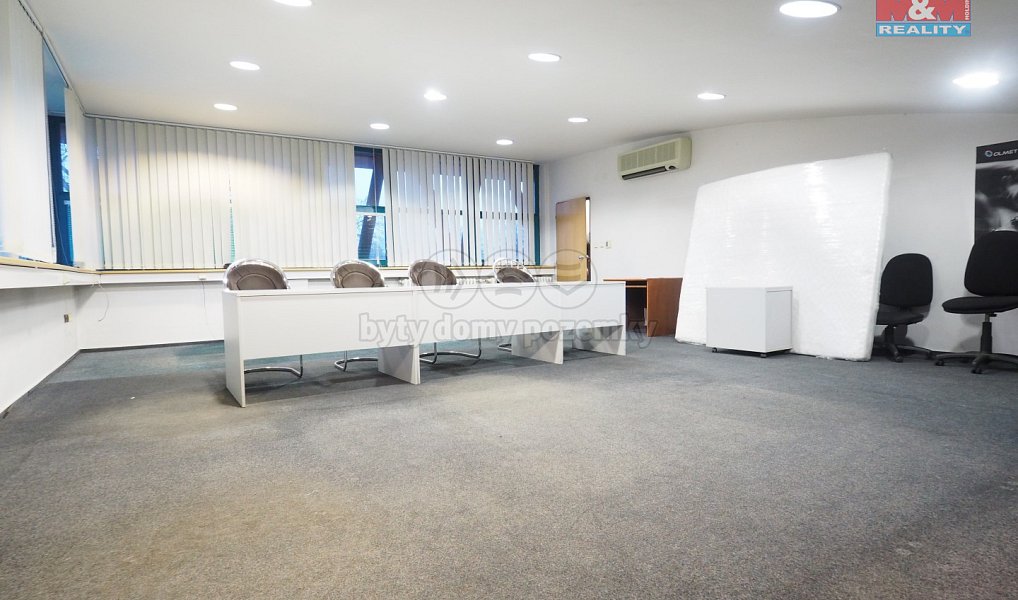 Pronájem kanceláře 70 m², Orlová – náhled fotky 2
