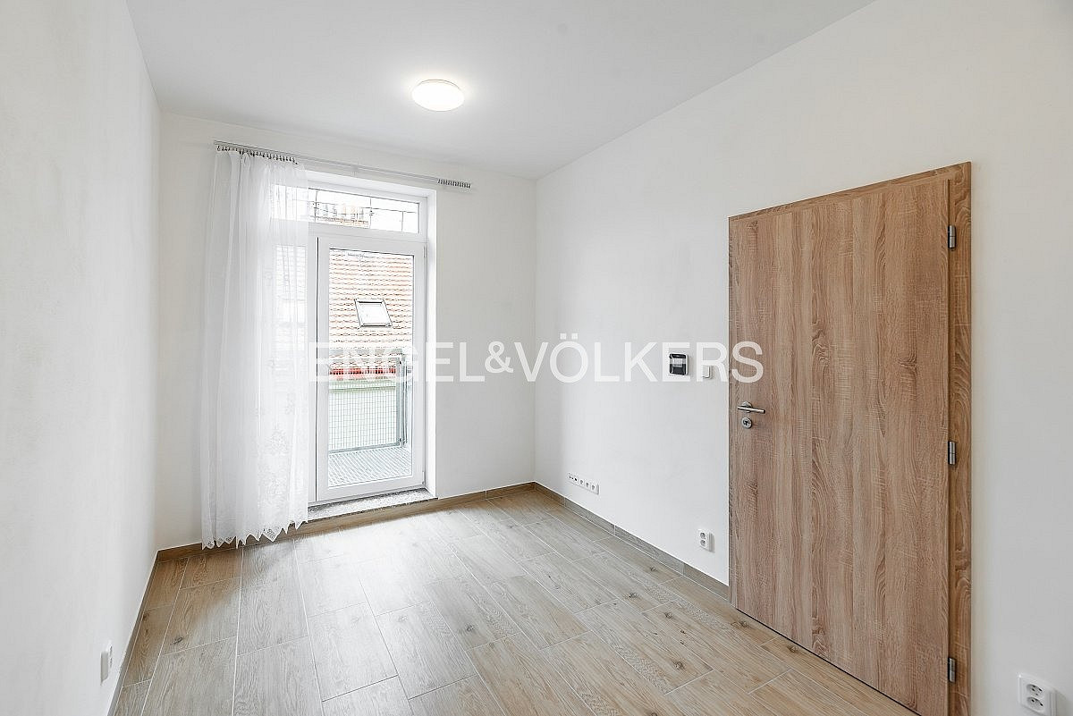 Pronájem bytu 1+1 34 m²